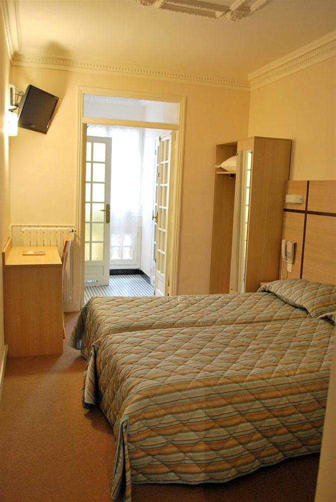 Comfort Hotel Au Firmament Asnières Eksteriør bilde